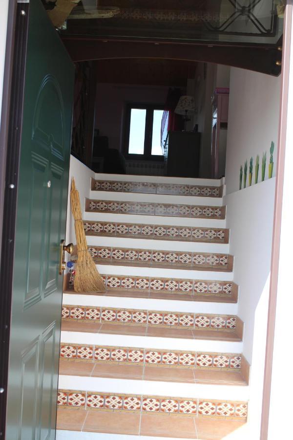 Casa Vacanze Angelica Ostra Vetere Buitenkant foto
