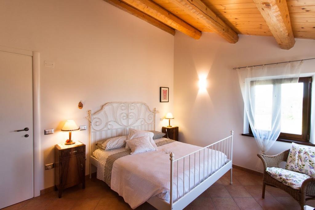 Casa Vacanze Angelica Ostra Vetere Buitenkant foto