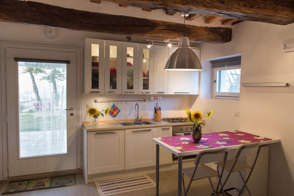 Casa Vacanze Angelica Ostra Vetere Buitenkant foto